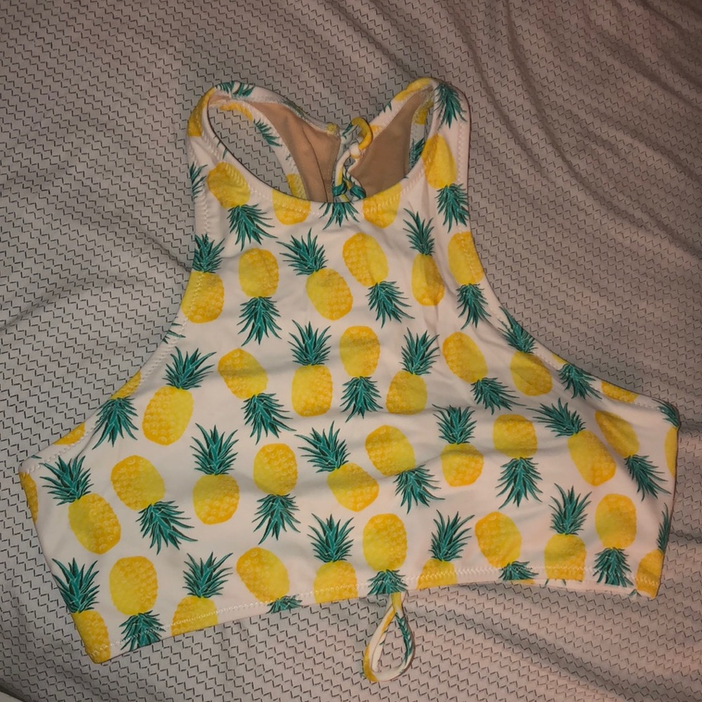 pineapple bikini top